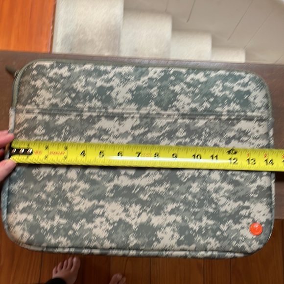 Camouflage 14” Laptop Sleeve NWOT - Picture 5 of 5